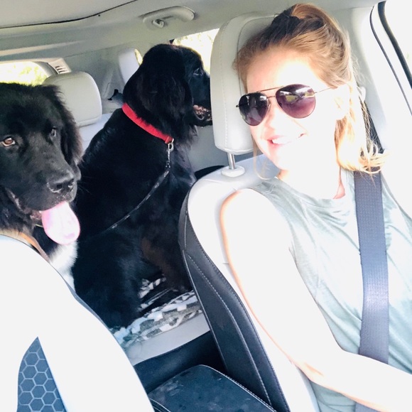 Meet your Posher, Ja’leigh - Picture 2 of 2